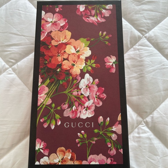 Gucci Flower Espadrilles - Picture 4 of 4